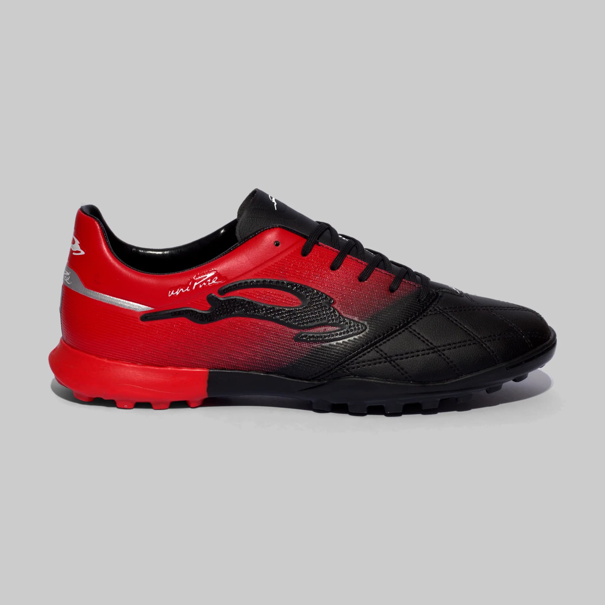 Estilo 3112 Negro Rojo Turf, vista lateral