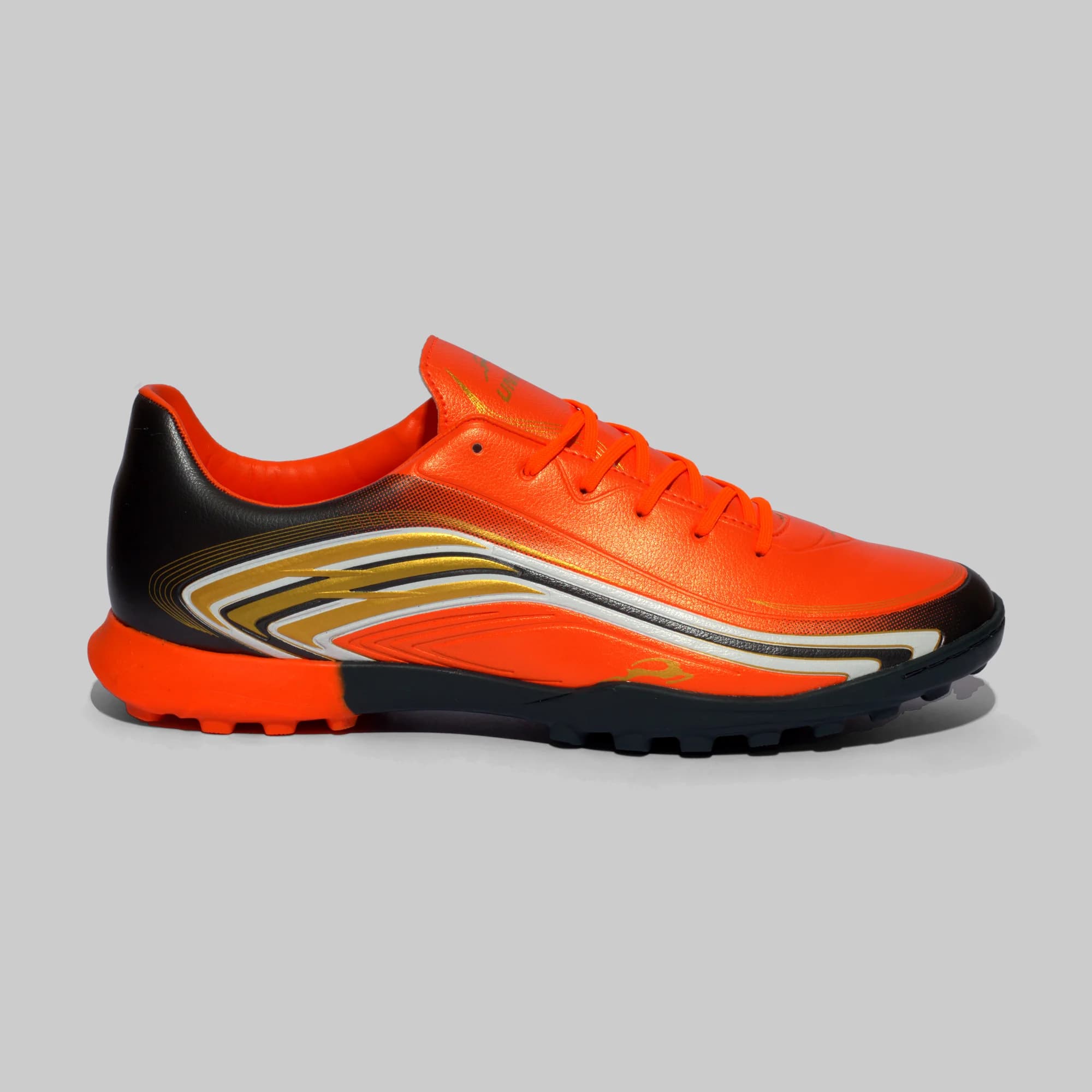 Estilo 3115 Naranja Negro Oro Turf, vista lateral