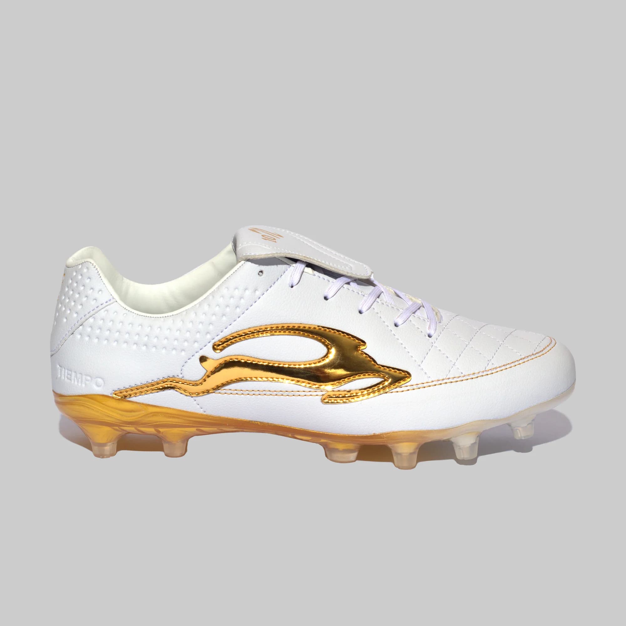 Estilo Golden Blanco Dorado, vista lateral