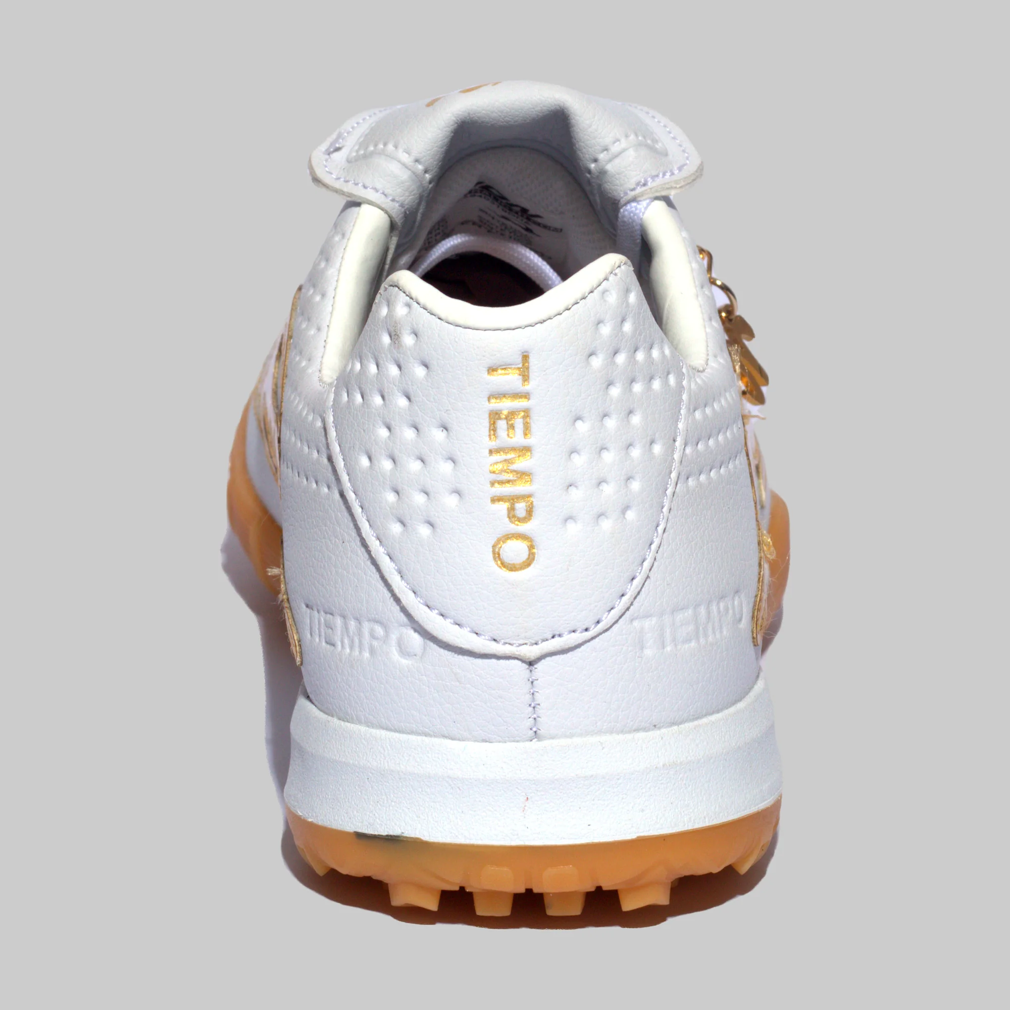 Estilo Golden Blanco Dorado Turf